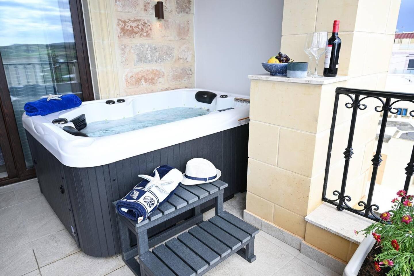 Fl 3 Ta'Lonza Luxury With Hot Tub By Homely المليحة المظهر الخارجي الصورة